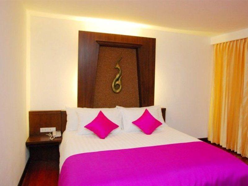 Nicha Suite Hua Hin Hotel Exterior foto